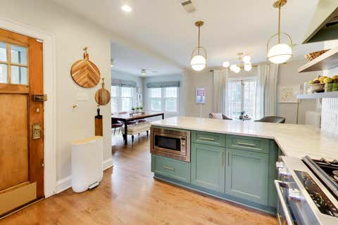 Tiny photo for 943 Monroe Avenue, River Forest, IL 60305 (MLS # 12727411)