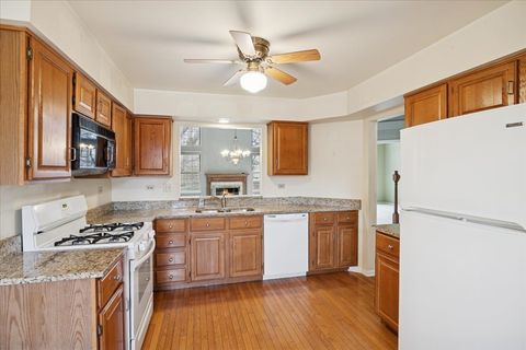 Tiny photo for 11404 Prescott Lane, Westchester, IL 60154 (MLS # 12571441)