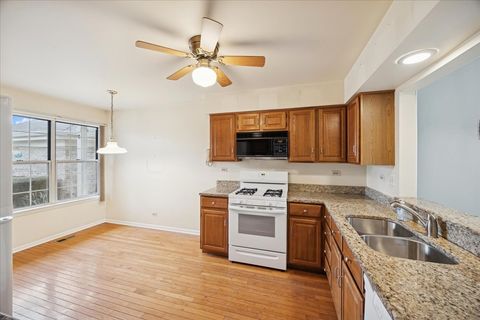 Tiny photo for 11404 Prescott Lane, Westchester, IL 60154 (MLS # 12571441)