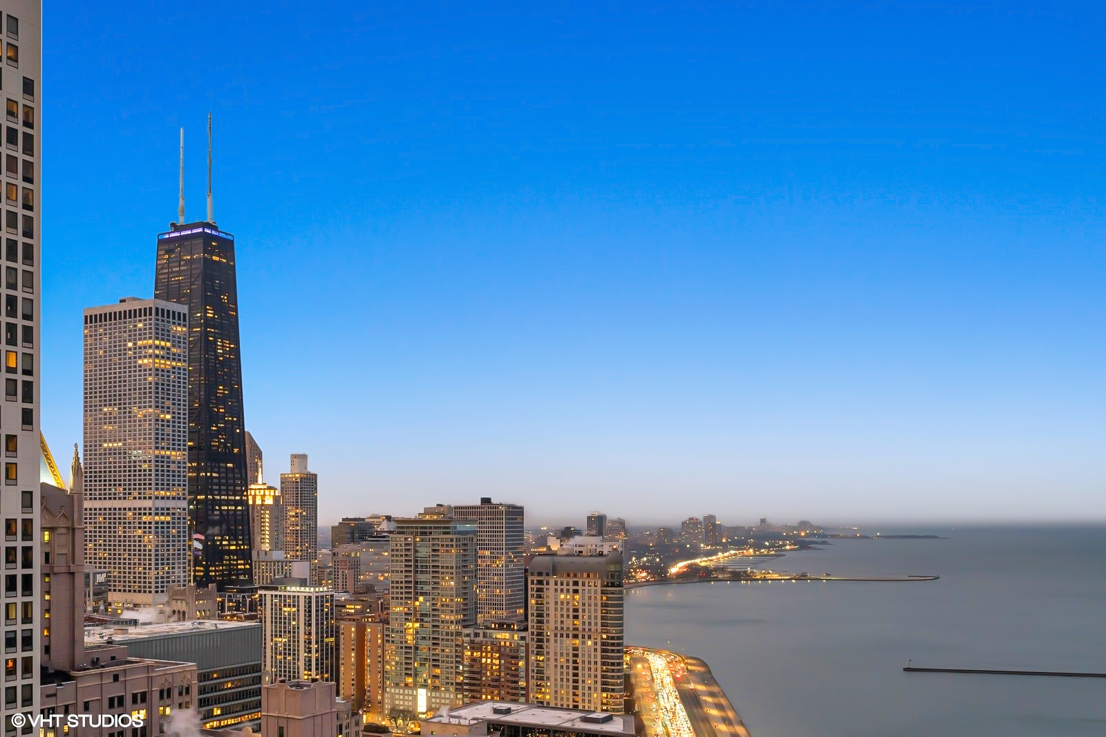 600 N Lake Shore Drive 3705