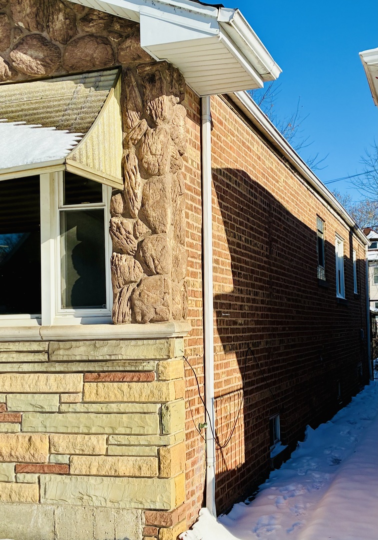 8219 S Muskegon Avenue