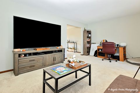 Tiny photo for 672 Garys Drive, Antioch, IL 60002 (MLS # 12463905)