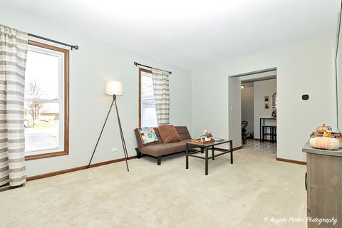 Tiny photo for 672 Garys Drive, Antioch, IL 60002 (MLS # 12463905)