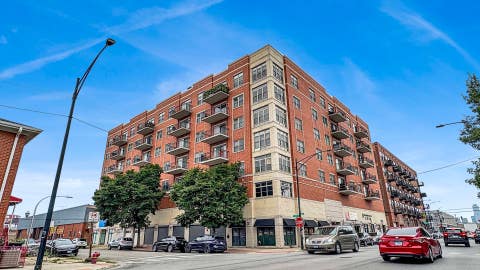 Photo of 2322 S Canal Street #411, Chicago, IL 60616 (MLS # 12722150)