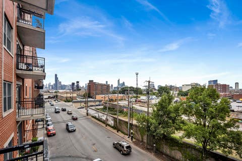 Tiny photo for 2322 S Canal Street #411, Chicago, IL 60616 (MLS # 12722150)