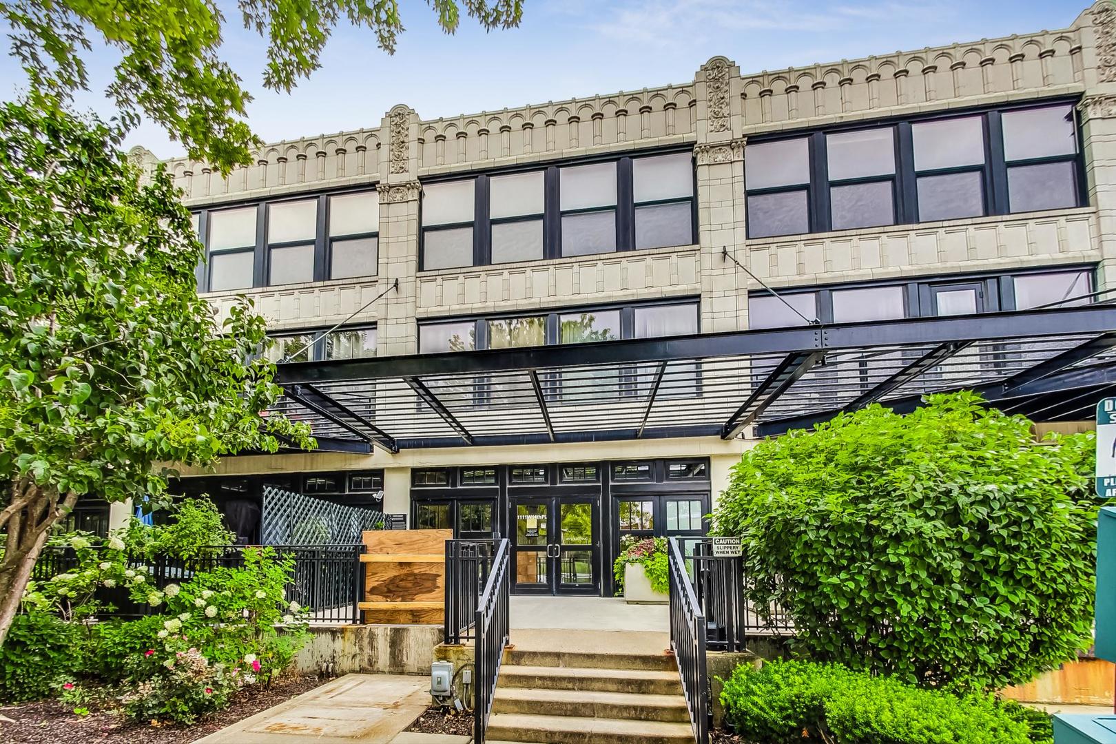 1111 W 14TH Place 328