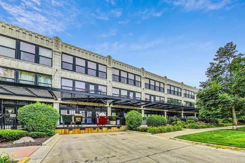 Tiny photo for 1111 W 14TH Place #328, Chicago, IL 60608 (MLS # 12511065)