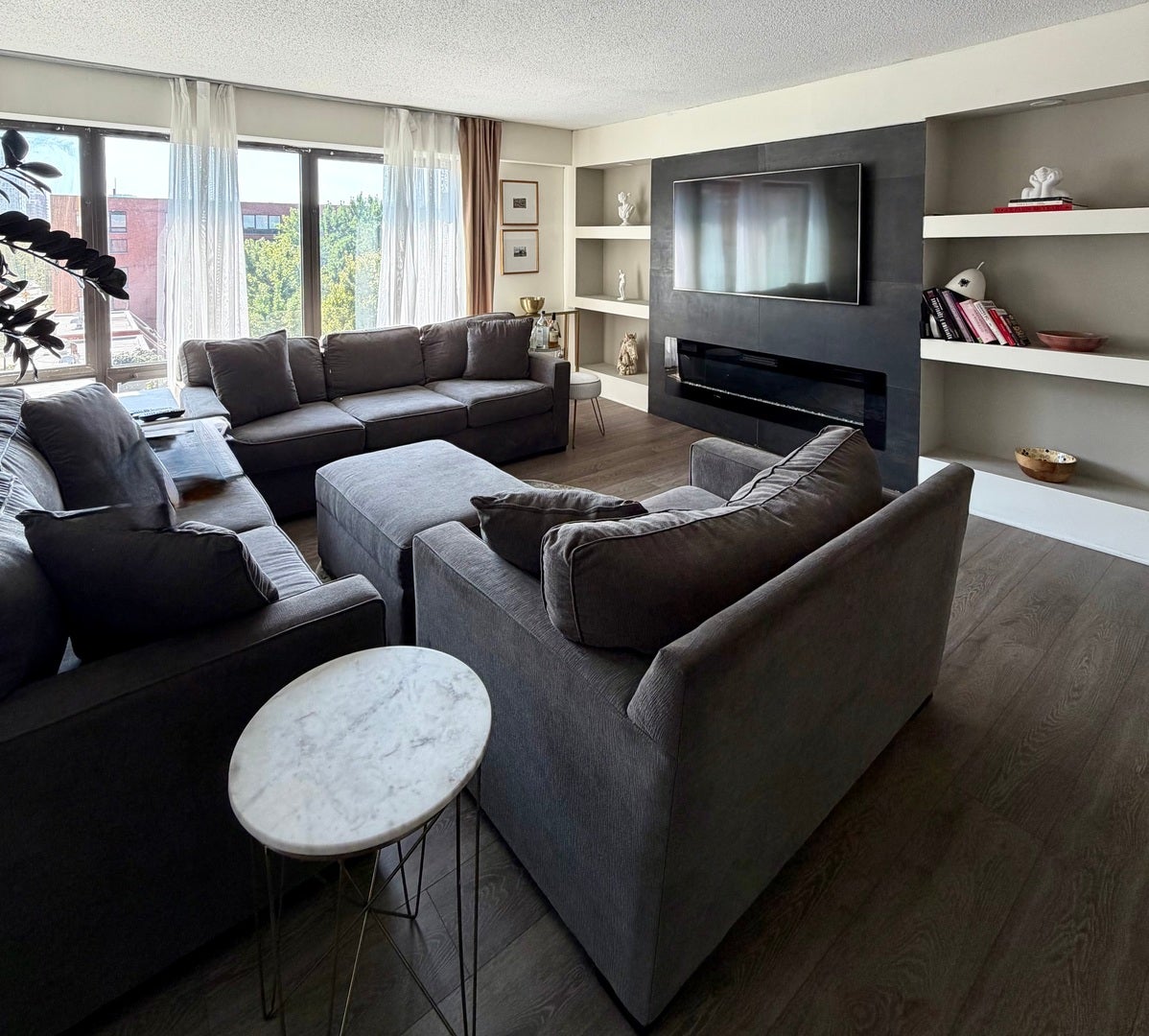1143 S Plymouth Court 501