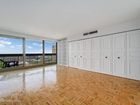 Tiny photo for 3470 N Lake Shore Drive #14C, Chicago, IL 60657 (MLS # 12726607)