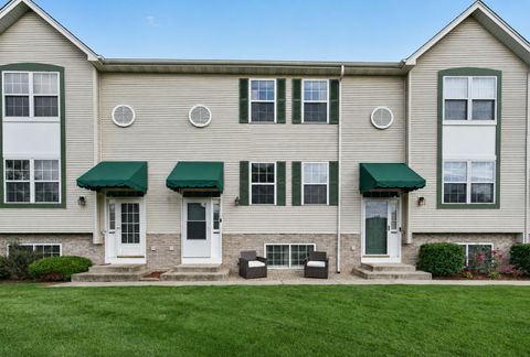 Tiny photo for 2112 Jasmine Drive, Crest Hill, IL 60403 (MLS # 12674021)