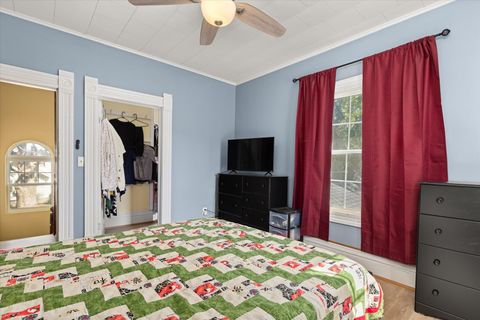 Tiny photo for 819 N Chicago Street, Pontiac, IL 61764 (MLS # 12480669)