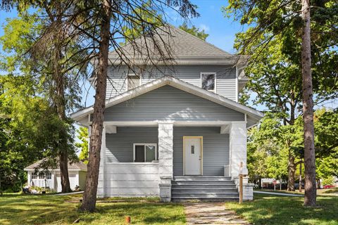 Tiny photo for 819 N Chicago Street, Pontiac, IL 61764 (MLS # 12480669)