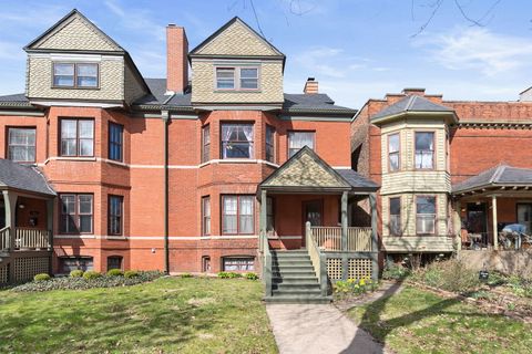11306 S Forrestville Avenue Chicago IL 60628