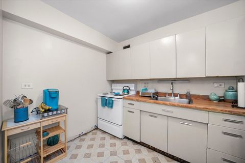 Tiny photo for 7337 S South Shore Drive #406, Chicago, IL 60649 (MLS # 12500186)