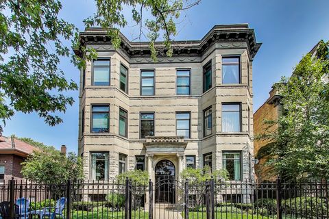 Photo of 1420 W Belle Plaine Avenue #1E, Chicago, IL 60613 (MLS # 12658218)