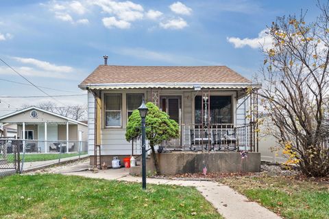 Tiny photo for 3316 N Paris Avenue, Chicago, IL 60634 (MLS # 12524833)