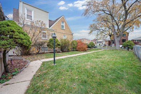 Tiny photo for 3316 N Paris Avenue, Chicago, IL 60634 (MLS # 12524833)