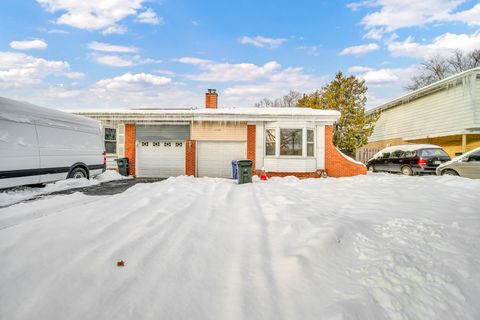 Photo of 1132 Brighton Place, Glen Ellyn, IL 60137 (MLS # 12530738)