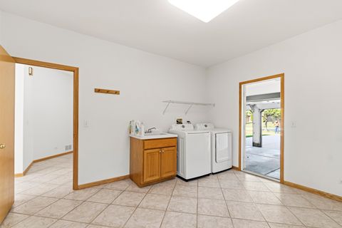 Tiny photo for 546 N 4th Avenue, Addison, IL 60101 (MLS # 12643706)