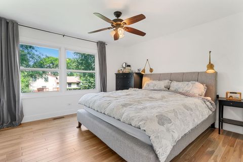 Tiny photo for 138 S Berteau Avenue, Bartlett, IL 60103 (MLS # 12700112)
