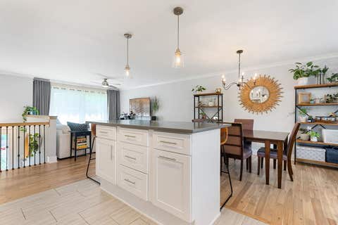 Tiny photo for 138 S Berteau Avenue, Bartlett, IL 60103 (MLS # 12700112)
