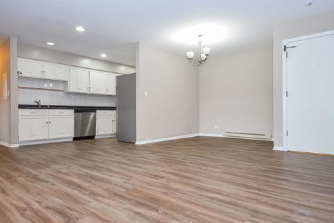 Tiny photo for 834 E Old Willow Road #210, Prospect Heights, IL 60070 (MLS # 12496177)