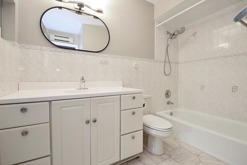 Tiny photo for 834 E Old Willow Road #210, Prospect Heights, IL 60070 (MLS # 12496177)