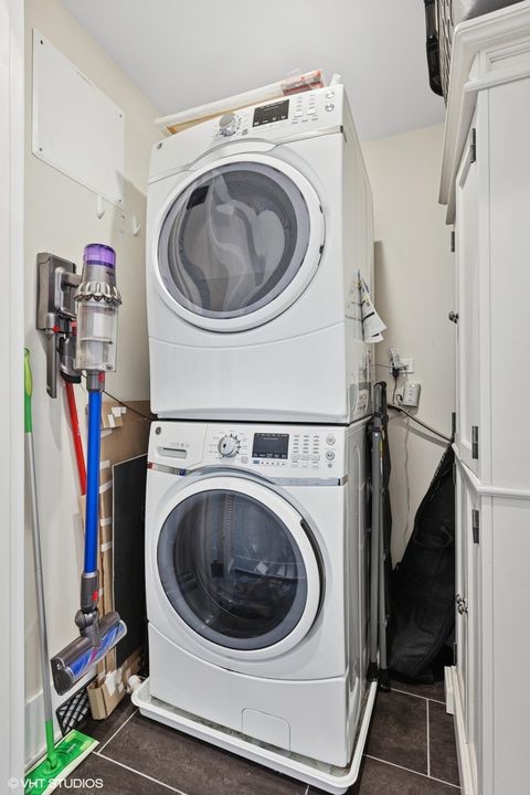 Tiny photo for 2742 N Hamlin Avenue #3N, Chicago, IL 60647 (MLS # 12401040)