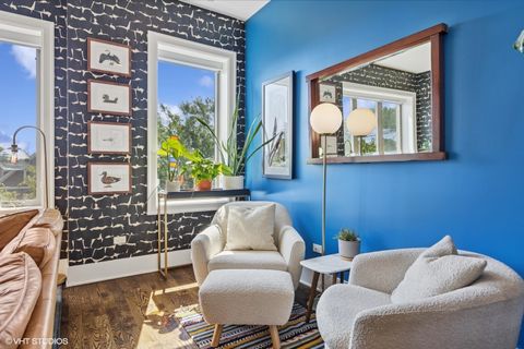 Tiny photo for 2742 N Hamlin Avenue #3N, Chicago, IL 60647 (MLS # 12401040)