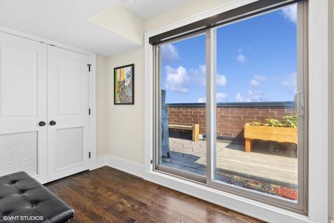 Tiny photo for 2742 N Hamlin Avenue #3N, Chicago, IL 60647 (MLS # 12401040)