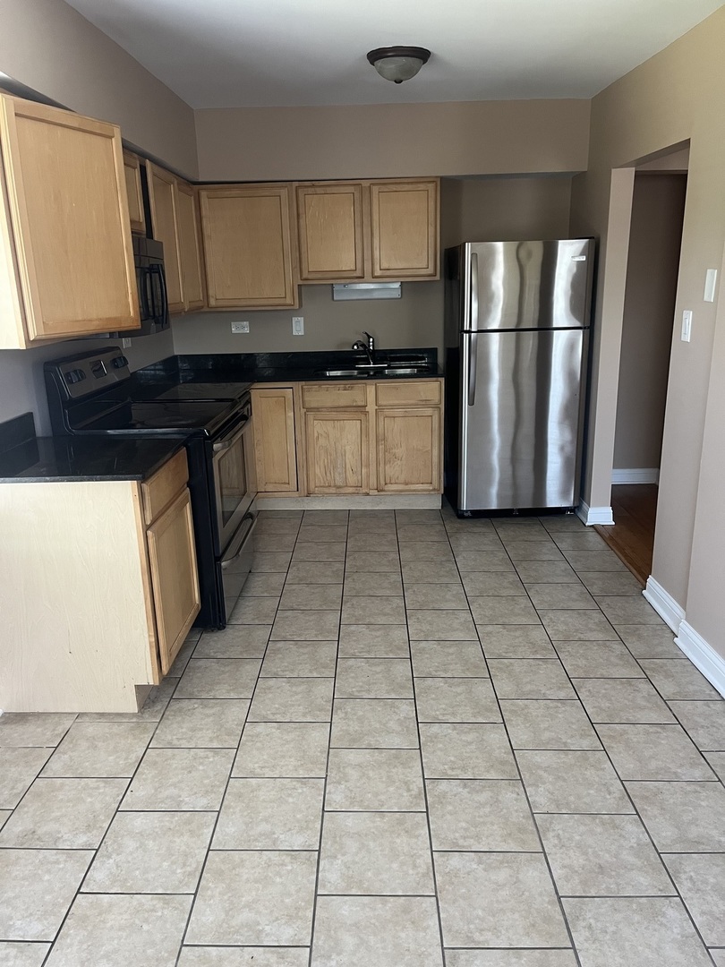 9433 86th Court 3E
