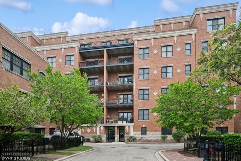 2811 N Bell Avenue 202 Chicago IL 60618