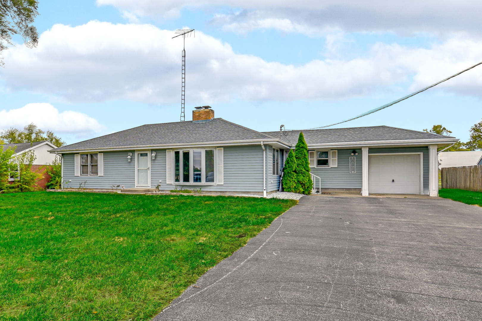59 N 2750w Road