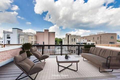 Tiny photo for 1328 W Fillmore Street #B, Chicago, IL 60607 (MLS # 12748255)