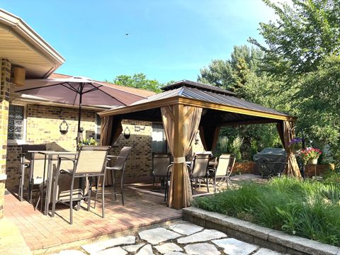 Tiny photo for 26980 N Pierre Drive, Mundelein, IL 60060 (MLS # 12295992)