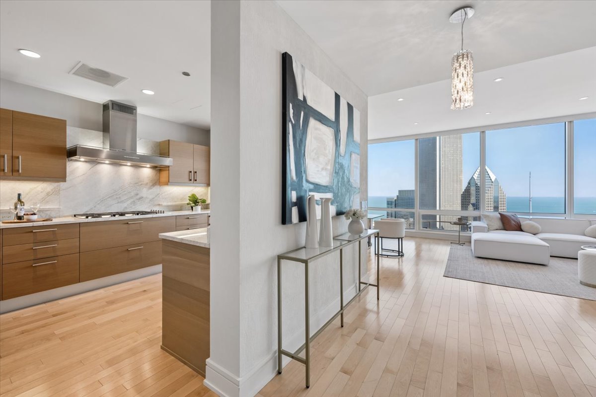 401 N Wabash Avenue 57F