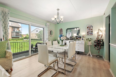 Tiny photo for 15703 Old Orchard Court #1S, Orland Park, IL 60462 (MLS # 12657382)