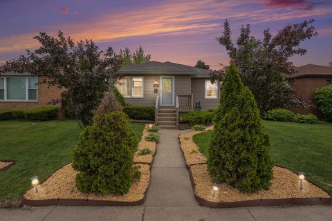 Tiny photo for 991 Wentworth Avenue, Calumet City, IL 60409 (MLS # 12371501)