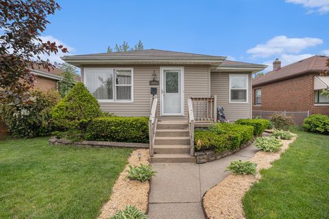 Photo of 991 Wentworth Avenue, Calumet City, IL 60409 (MLS # 12371501)