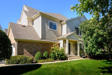 Photo of 6080 Halloran Lane, Hoffman Estates, IL 60192 (MLS # 12773024)