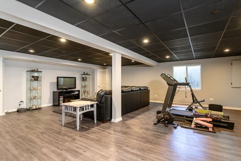 Tiny photo for 6080 Halloran Lane, Hoffman Estates, IL 60192 (MLS # 12773024)