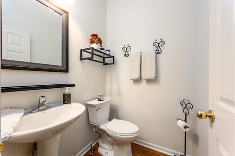 Tiny photo for 6080 Halloran Lane, Hoffman Estates, IL 60192 (MLS # 12773024)