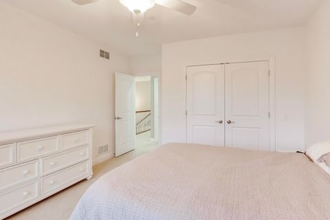 Tiny photo for 1506 W NORTHWEST Highway, Arlington Heights, IL 60004 (MLS # 12519073)