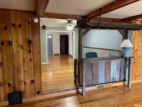 Tiny photo for 1508 E WALNUT Street, Carbondale, IL 62902 (MLS # EB460740)