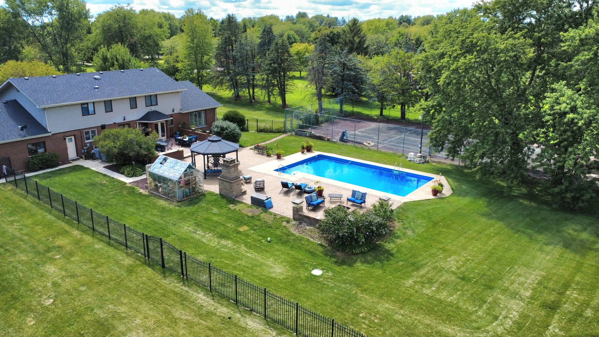 13620 W Carriage Lane