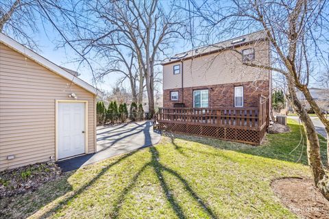 Tiny photo for 28W608 Ray Street, Warrenville, IL 60555 (MLS # 12586079)