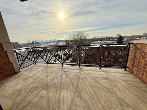 Tiny photo for 2811 N Bell Avenue #301, Chicago, IL 60618 (MLS # 12529303)