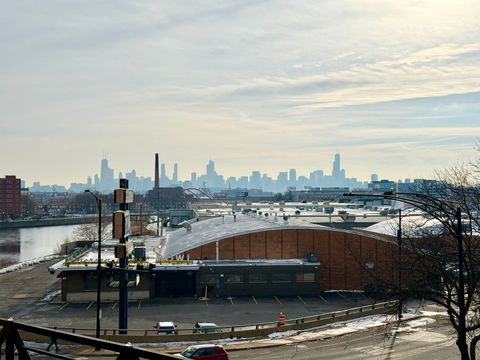 Tiny photo for 2811 N Bell Avenue #301, Chicago, IL 60618 (MLS # 12529303)