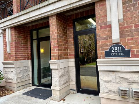 Tiny photo for 2811 N Bell Avenue #301, Chicago, IL 60618 (MLS # 12529303)