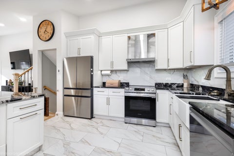 Tiny photo for 1N627 Park Boulevard, Glen Ellyn, IL 60137 (MLS # 12796057)